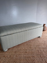 Load image into Gallery viewer, Blanket Box on Covered Bun Feet