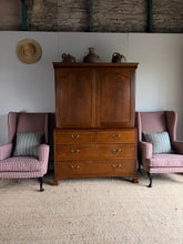 Load image into Gallery viewer, Georgian Mahogany Linen Press.