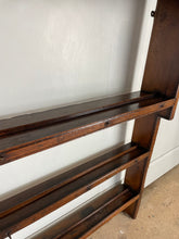 Load image into Gallery viewer, Georgian Scalloped Trimmed Plate Rack