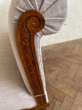 Load image into Gallery viewer, Pale Lilac French Day Bed