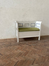 Load image into Gallery viewer, Small Vintage Hall Bench - Swedish Style
