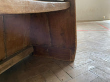 Load image into Gallery viewer, 18th Century Tavern Settle