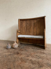 Load image into Gallery viewer, 18th Century Tavern Settle