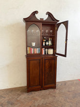 Load image into Gallery viewer, 18th / 19th Century Mahogany Bookshelf / Cabinet