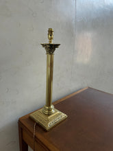 Load image into Gallery viewer, Brass Column Lamp