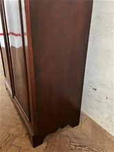 Load image into Gallery viewer, 18th / 19th Century Mahogany Bookshelf / Cabinet