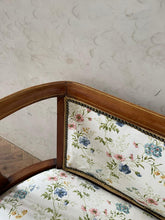 Load image into Gallery viewer, Edwardian Sofa