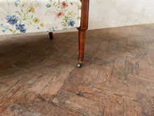 Load image into Gallery viewer, Edwardian Sofa