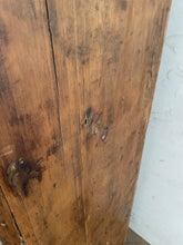 Load image into Gallery viewer, Antique Pine Pigeon Hole Unit