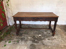 Load image into Gallery viewer, Antique Shell Detailed Carved Table