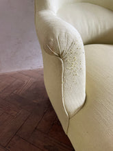 Load image into Gallery viewer, Victorian Chaise Longue