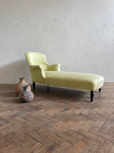 Load image into Gallery viewer, Victorian Chaise Longue