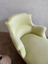 Load image into Gallery viewer, Victorian Chaise Longue