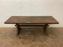 Load image into Gallery viewer, Large Oak Dining Table