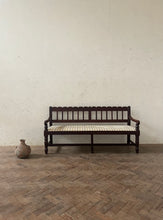 Load image into Gallery viewer, Scalloped Edge Hall Bench