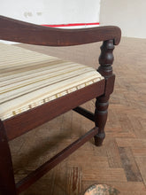 Load image into Gallery viewer, Scalloped Edge Hall Bench