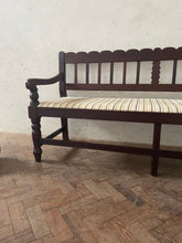 Load image into Gallery viewer, Scalloped Edge Hall Bench