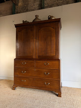 Load image into Gallery viewer, Georgian Mahogany Linen Press.
