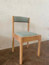 Load image into Gallery viewer, Set of 6 Mid - Century Chairs
