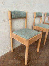 Load image into Gallery viewer, Set of 6 Mid - Century Chairs
