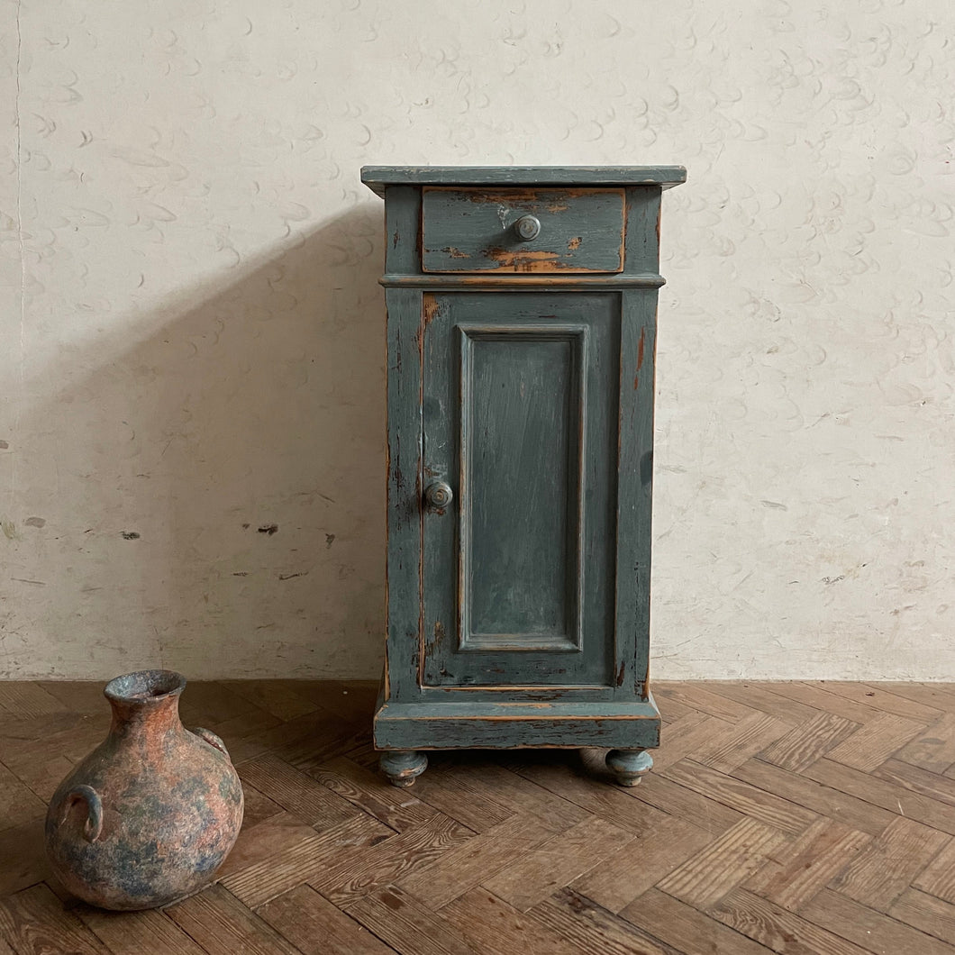 Victorian Pot Cupboard