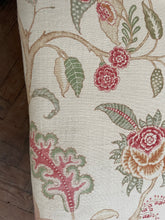 Load image into Gallery viewer, Colefax and Fowler Ottoman / Footstool
