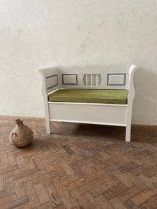 Small Vintage Hall Bench - Swedish Style