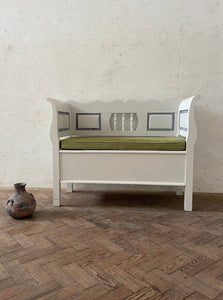 Small Vintage Hall Bench - Swedish Style