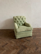 Load image into Gallery viewer, Howard Style Arm Chair with a  Button Back
