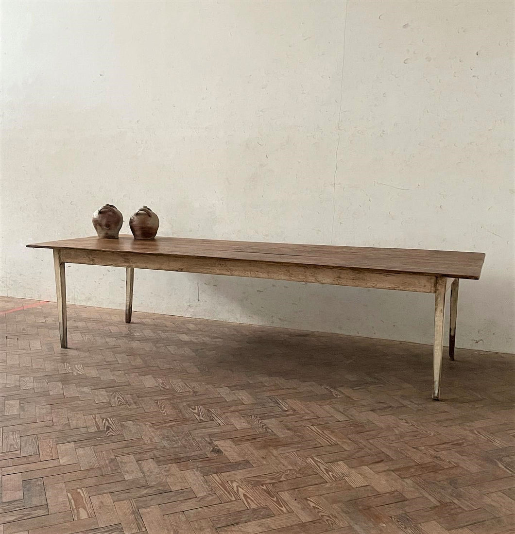 Extra Long Kitchen Table.