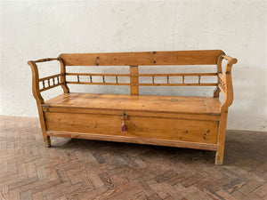 Antique Pine Settle, with storage