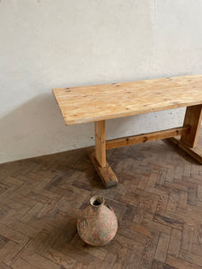 Scrubbed Pine Table