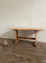Load image into Gallery viewer, Scrubbed Pine Table
