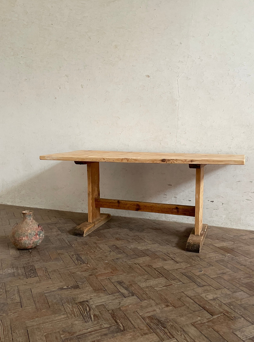 Scrubbed Pine Table