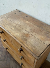 Load image into Gallery viewer, Victorian Pine Chest, lovely original legs
