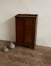 Load image into Gallery viewer, Pretty 18th C Provincial French Cupboard
