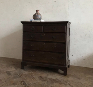 18th Century English Oak Chest of Drawers
