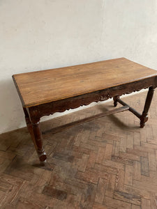 Antique Shell Detailed Carved Table