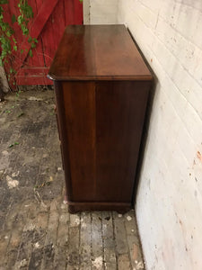Small Victorian Mahogany Chest of Drawers - perfect condition