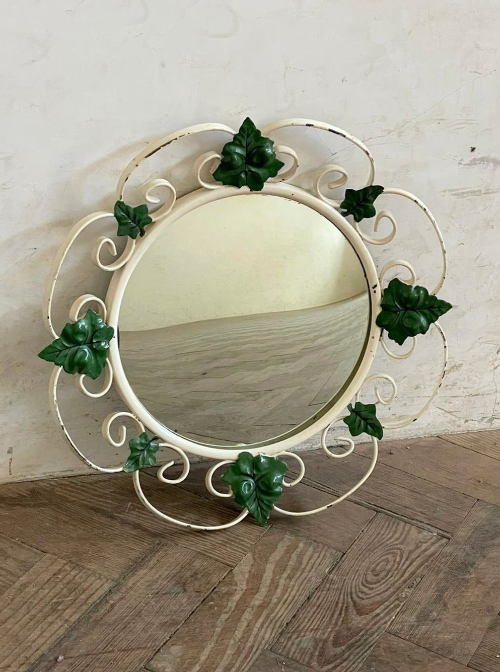 1960s Ivy Detailed Convex Mirror